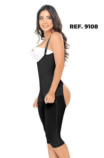 Gaine Capri Avec Amélioration Des Hanches Souligne La Silhouette Maria E