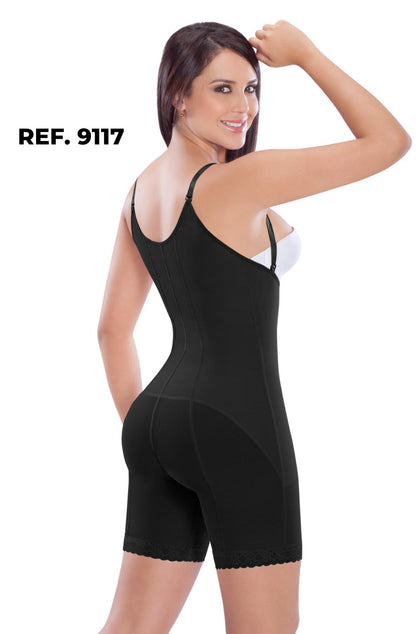 Gaine Haute Compression Avec Latex Sur Le Devant Marie E