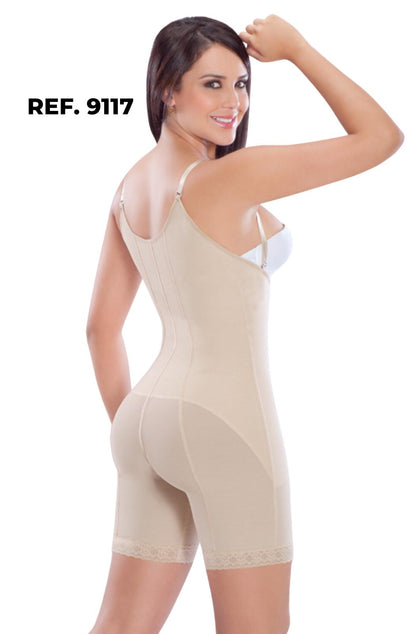 Gaine Haute Compression Avec Latex Sur Le Devant Marie E