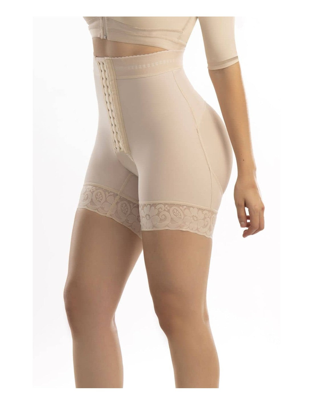 Gaine Short Remonte Fesses Avec Rangées De Crochets Effet Push-Up